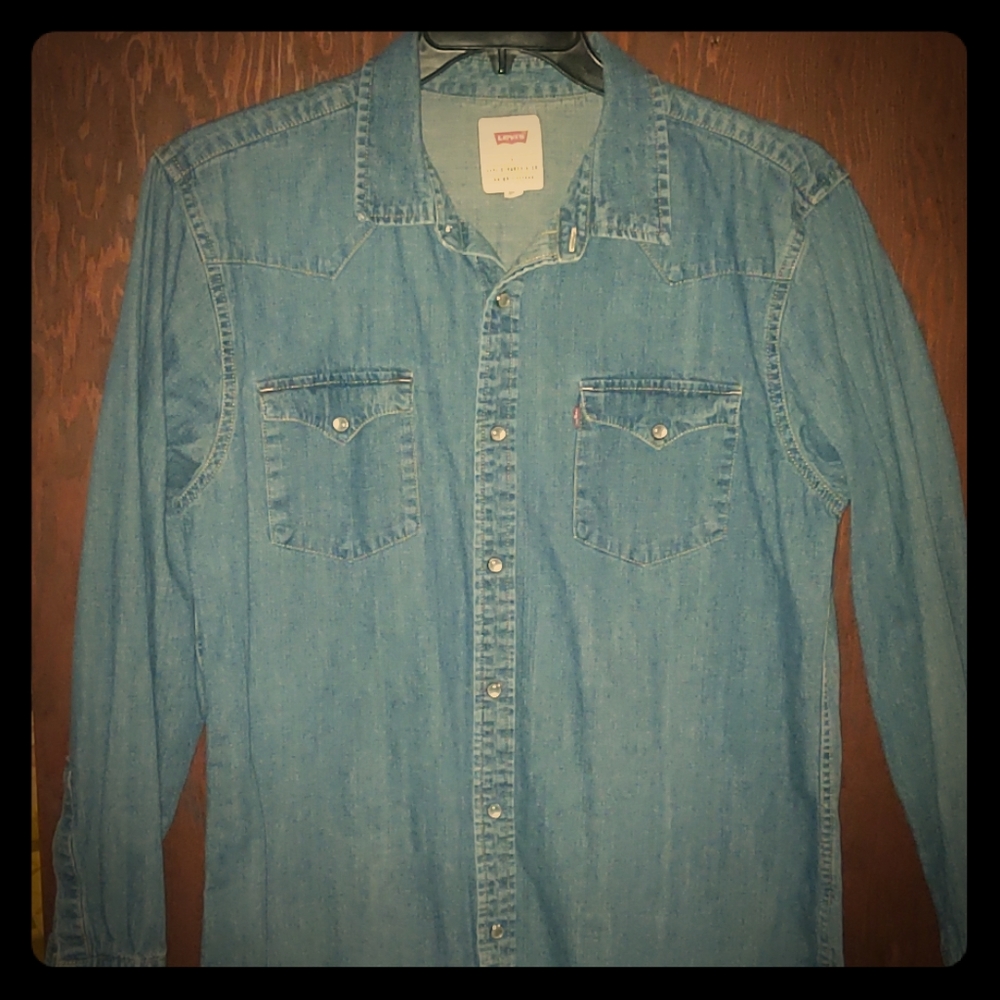 Levi's Denim Button Down
